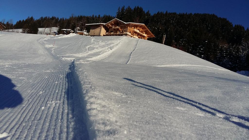 Griesbachhof-Wilder Kaiser โอแบร์นดอร์ฟ อิน ทิโรล ภายนอก รูปภาพ